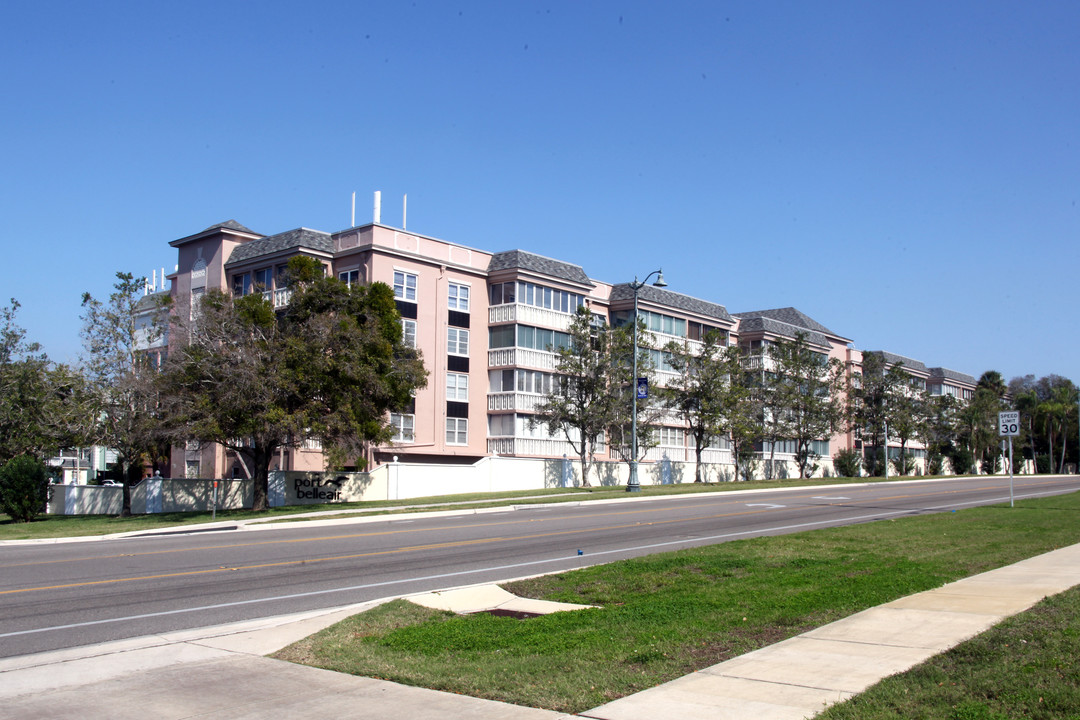 131 Bluff View Dr in Belleair Bluffs, FL - Building Photo