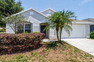 3048 Merlot Way in Clermont, FL - Building Photo