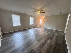 452 Lexington Dr in Lawrenceville, GA - Building Photo - Building Photo