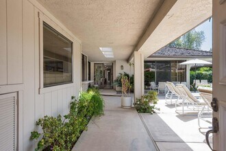 22 Dartmouth Dr in Rancho Mirage, CA - Building Photo - Building Photo