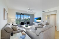 7687 Pebble Creek Cir in Naples, FL - Building Photo - Building Photo