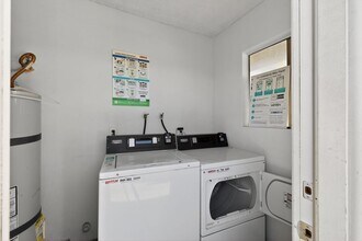 44440 Acacia Dr in Palm Desert, CA - Building Photo - Building Photo