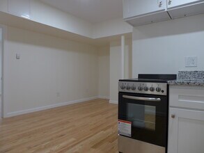 20 Leamington Rd, Unit 6 in Boston, MA - Building Photo - Building Photo