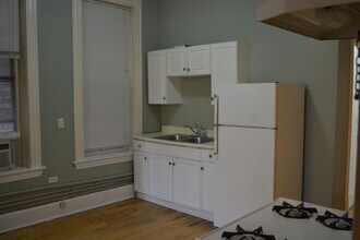 1448 N Maplewood Ave in Chicago, IL - Building Photo - Building Photo