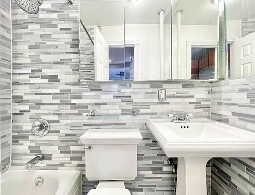 145 E 26th St in New York, NY - Building Photo - Building Photo