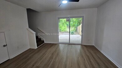 7626 Melissa Ct N in Jacksonville, FL - Building Photo - Building Photo
