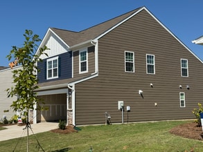 134 Oconee Trl in Statesville, NC - Foto de edificio - Building Photo