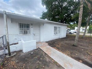 5905 NW 3rd Ave in Miami, FL - Building Photo - Building Photo