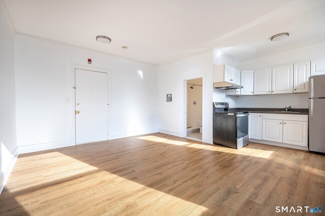 406 Main St in Ridgefield, CT - Building Photo - Building Photo