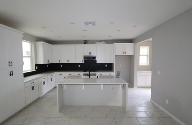 2982 Melo Pearl St in Sacramento, CA - Foto de edificio - Building Photo