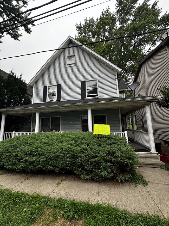 property at 1533 Ross Ave