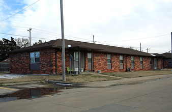 Keeler Heights in Bartlesville, OK - Building Photo - Building Photo