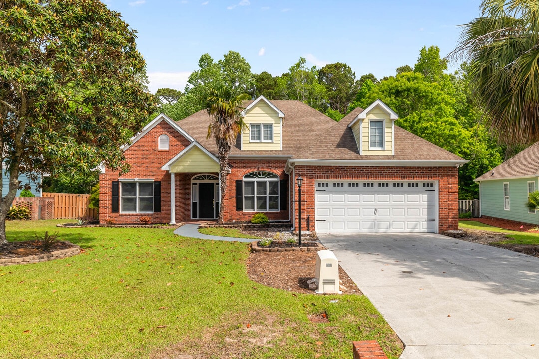 1122 Mill Run Rd in Sneads Ferry, NC - Building Photo