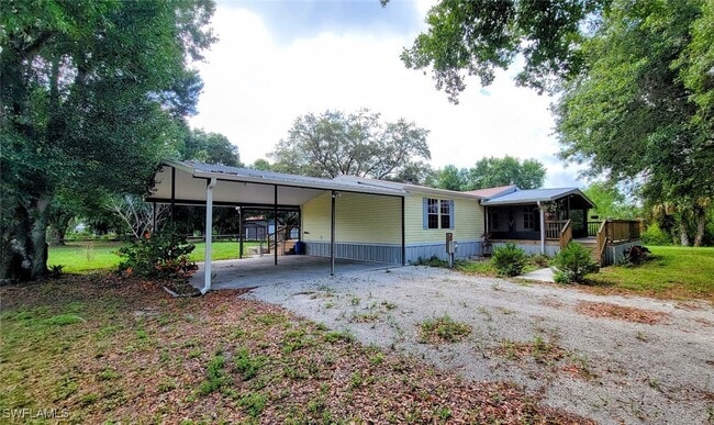 property at 1218 Seminole Ave SW