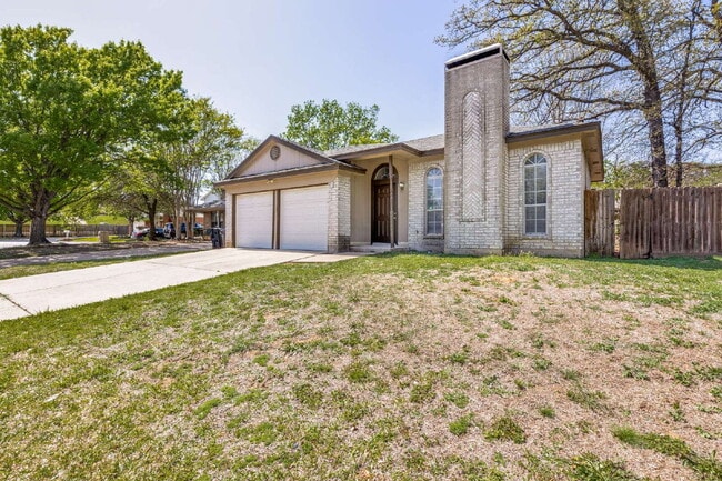 5008 Santa Fe Ct in Arlington, TX - Building Photo - Building Photo