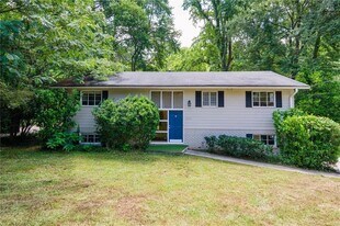 4293 Rickenbacker Way NE in Atlanta, GA - Building Photo