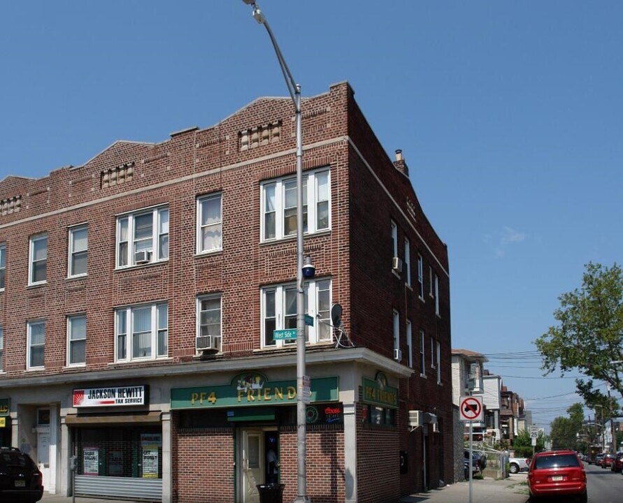 549 West Side Ave in Jersey City, NJ - Building Photo