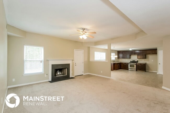 230 Redding Ridge in Atlanta, GA - Building Photo - Building Photo