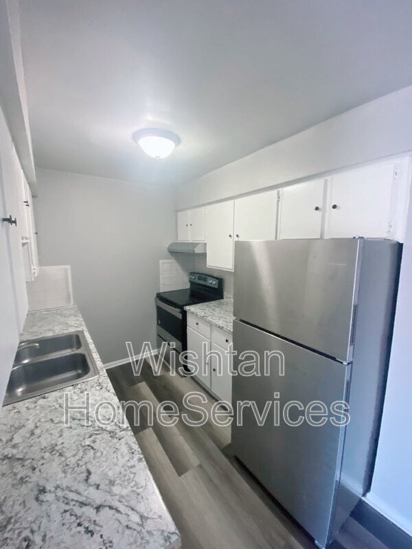 property at 219 Charleston Blvd