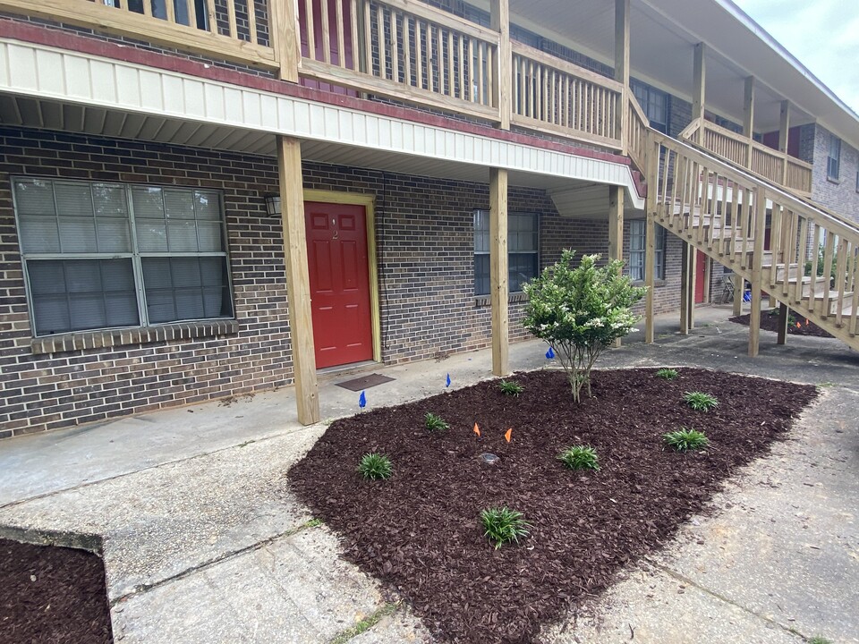 Cedar Pointe Apartments in Thomasville, AL - Foto de edificio