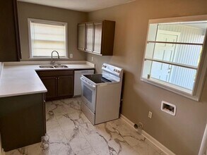 1297 Dogwood Dr in Memphis, TN - Building Photo - Building Photo