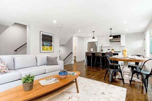 property at 10 Brook St