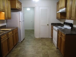 313 Somerset Dr in Fort Walton Beach, FL - Building Photo - Building Photo