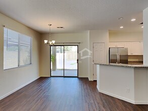 2476 W Lewis and Clark Trail in New River, AZ - Foto de edificio - Building Photo