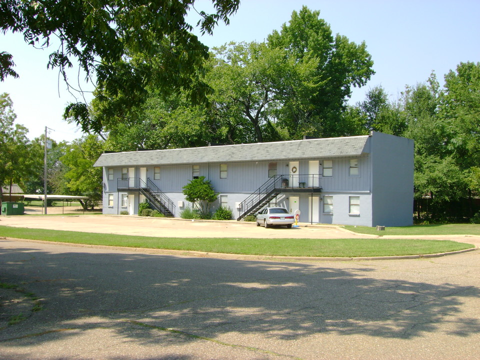 Pine Street Apartments in Texarkana, TX - Building Photo