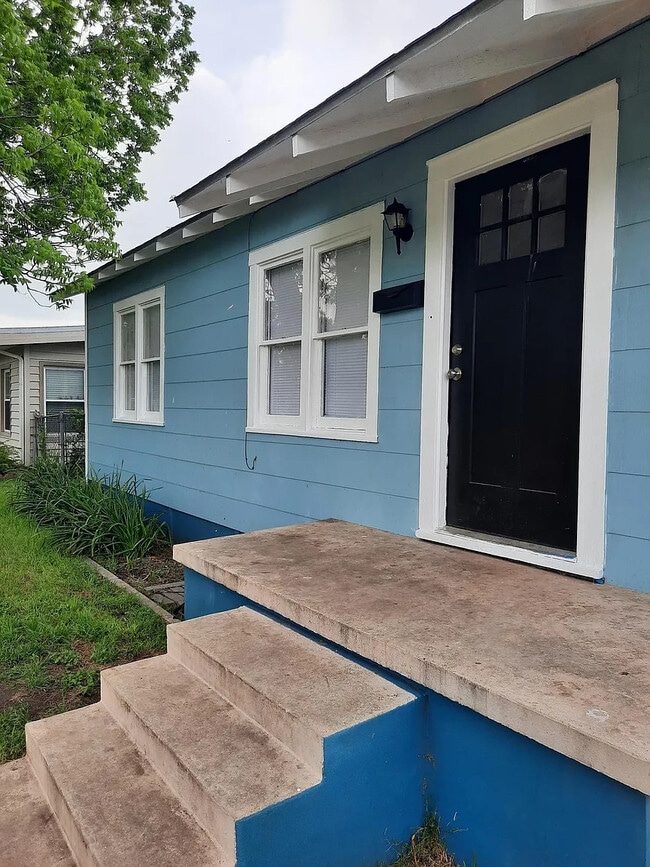 property at 127 Motel Dr