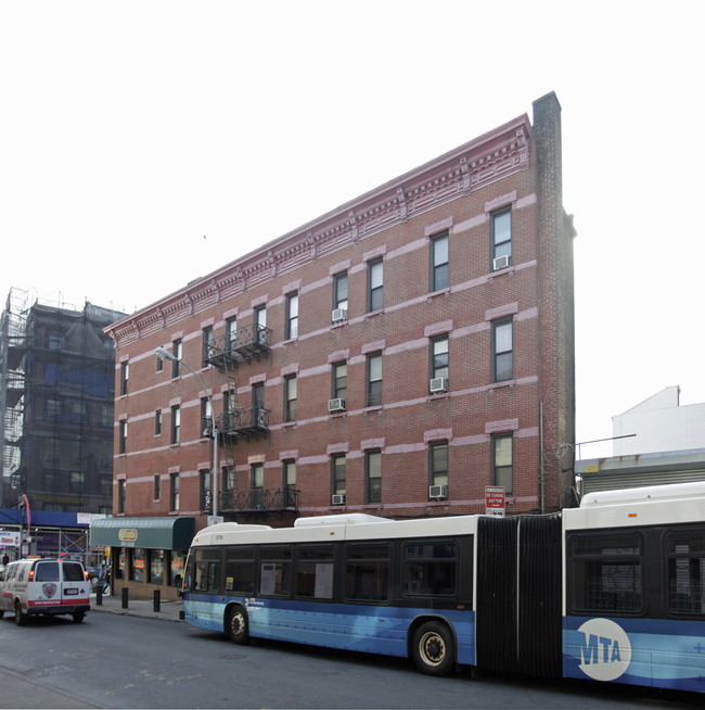 2809 3rd Ave in Bronx, NY - Foto de edificio - Building Photo