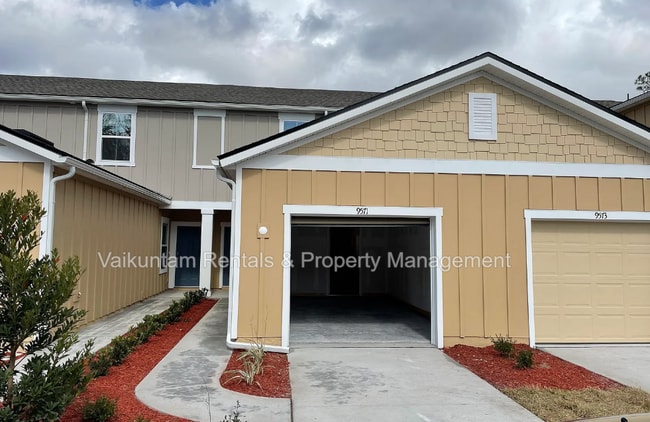 9571 Star Dr