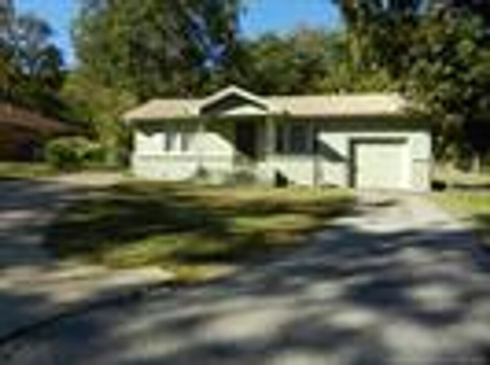 3920 S 65th W Ave in Tulsa, OK - Building Photo