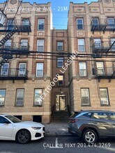 6208 Palisade Ave in West New York, NJ - Building Photo - Building Photo
