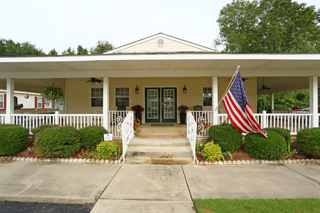 Albany Spring Senior Apartments - Ages 62+ in Albany, GA - Foto de edificio