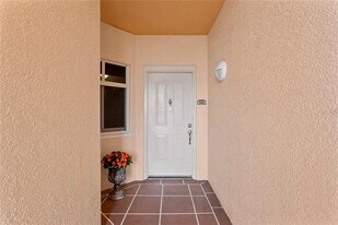 12033 Gandy Blvd N, Unit 145 in St. Petersburg, FL - Building Photo