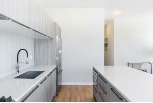 1607 W Le Moyne St in Chicago, IL - Building Photo