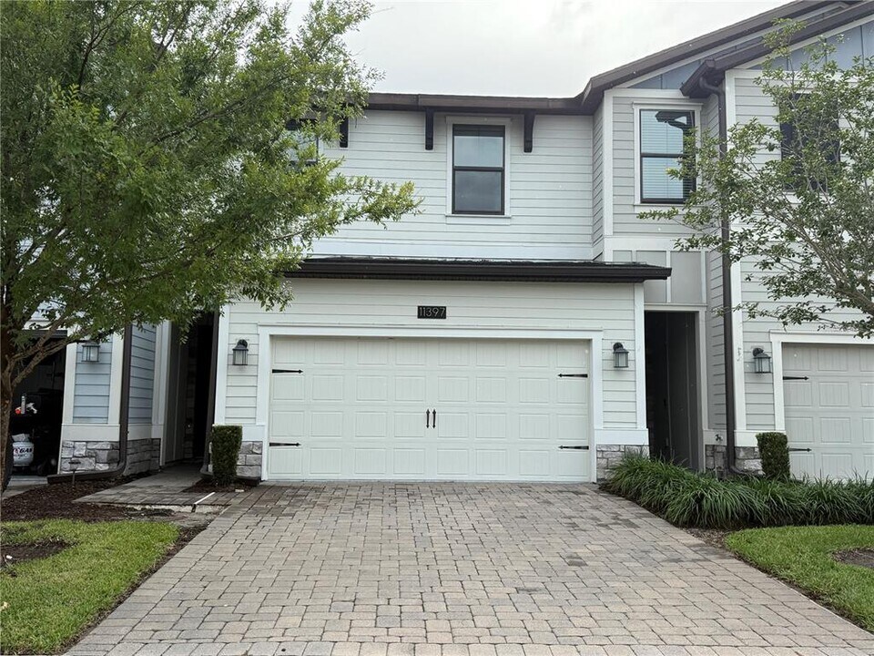 11397 Whistling Pne Wy in Orlando, FL - Building Photo