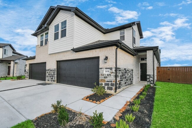 property at 21003 Bay Vlg Dr