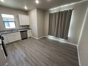 7010 12th St in Lubbock, TX - Building Photo - Building Photo