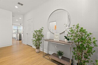 8054 Gulfstream Ct in Bradenton, FL - Building Photo - Building Photo