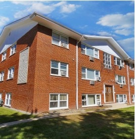 7821 43rd St in Lyons, IL - Building Photo - Building Photo