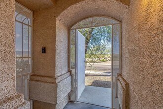 6653 S Via Vista De Santa Cruz in Tucson, AZ - Building Photo - Building Photo