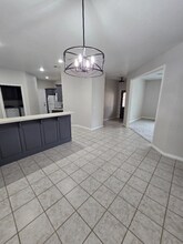 12007 Ashford Dr in Yukon, OK - Building Photo - Building Photo