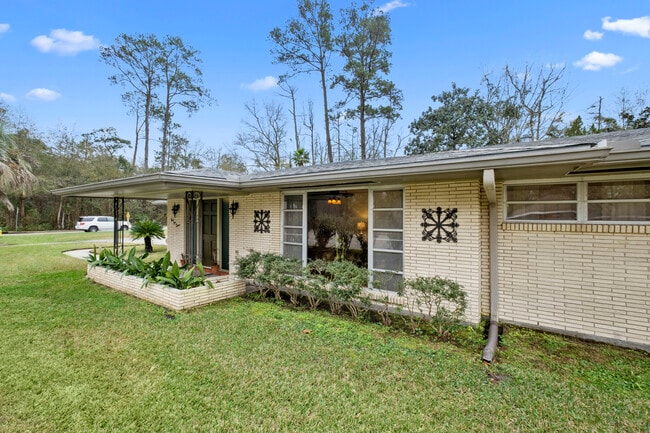 917 Fremaux Ave in Slidell, LA - Building Photo - Building Photo