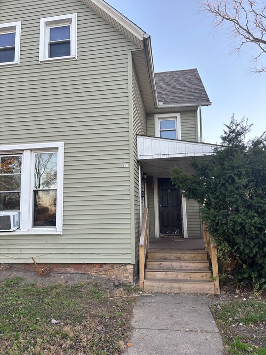 431 W Marion St-Unit -431 West Marion Street- B in Elkhart, IN - Building Photo