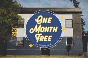 7437 N Saint Louis Ave in Portland, OR - Building Photo