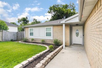 12757 Lake Conroe Hills Dr in Willis, TX - Building Photo - Building Photo