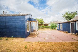 2409 30th St in Lubbock, TX - Building Photo - Building Photo