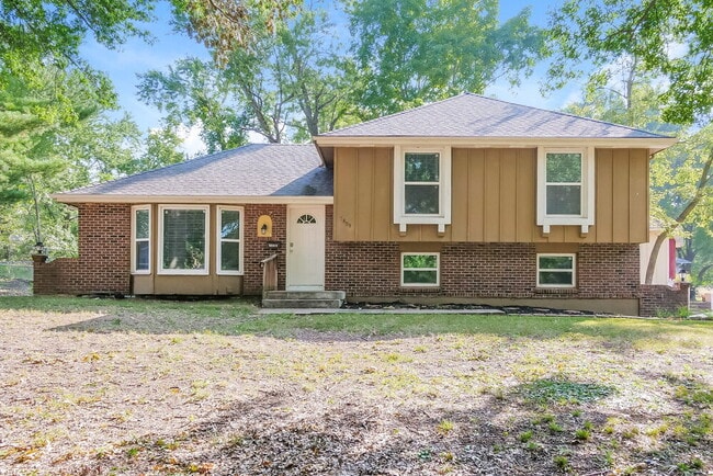 property at 7808 E 120th St